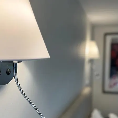 Estudio 81 Junto A Sinagoga *