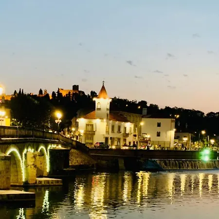 Estudio 81 Junto A Sinagoga