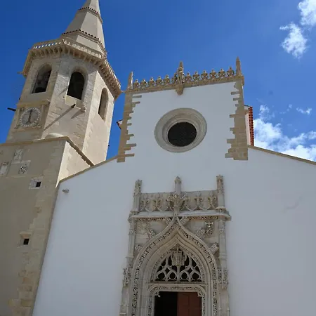 Estudio 81 Junto A Sinagoga